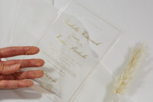 zaproszenia slubne papierowagruszka warszawa marietta antoni 4 300x200 - CLEARLY GOLD - PAPIEROWA GRUSZKA - ZAPROSZENIE ŚLUBNE 22 -